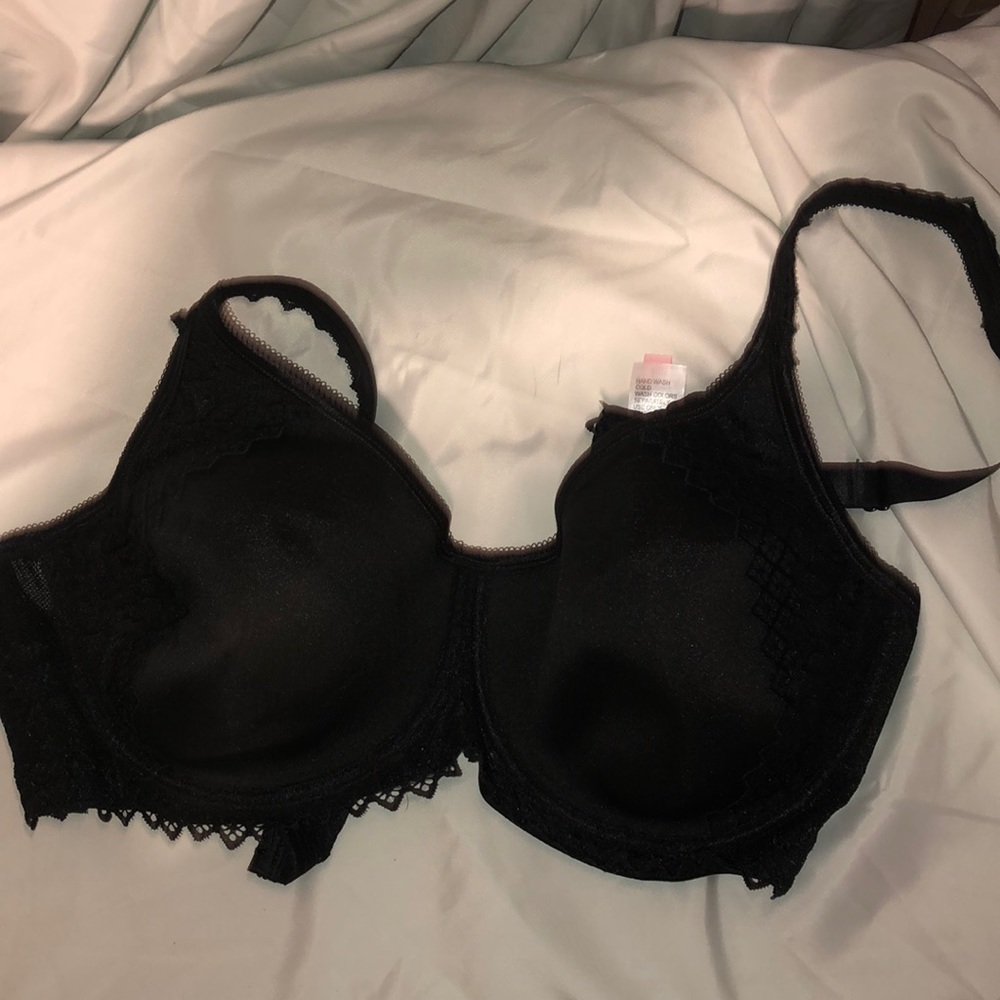 Black plus size bra